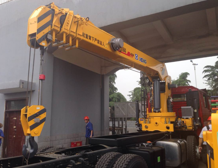 Xcmg Lorry Crane Sq8sk3q 8 Ton Straight Telescoping Boom Crane Truck