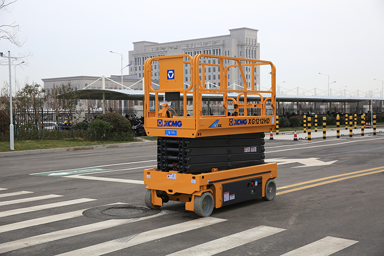 Hot Selling XCMG Factory 12m Hydraulic Scissor Lift XG1212HD With Spare