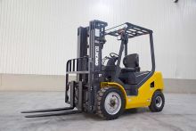 XCMG 2 Ton Forklift Diesel China Small Wheel Forklifts Truck With Japan Forklift Engine FD18T Price