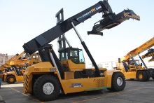 XCMG reach stacker container XCS4531K 45 ton reach stacker for containers price