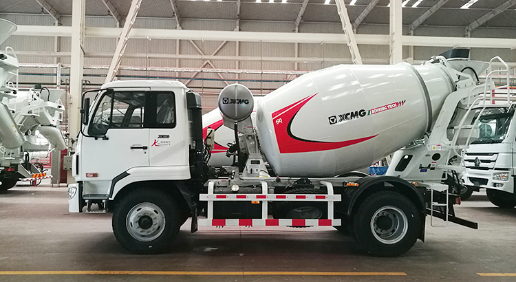 XCMG Official G04K Chinese 4m3 Mini Ready Mix Concrete Trucks for Sale