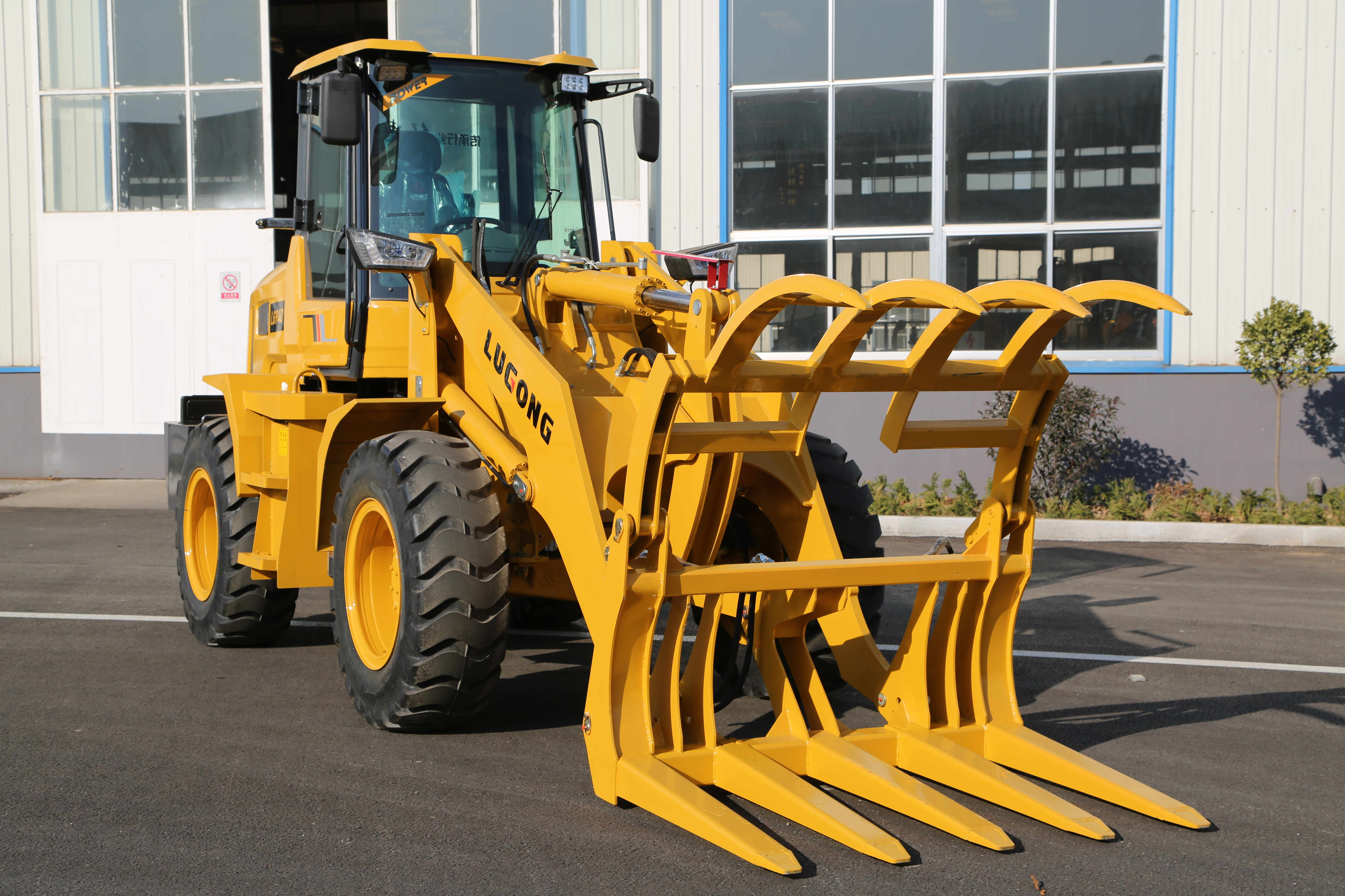 Lugong Lg Small Wheel Loader For Many Use Machmall