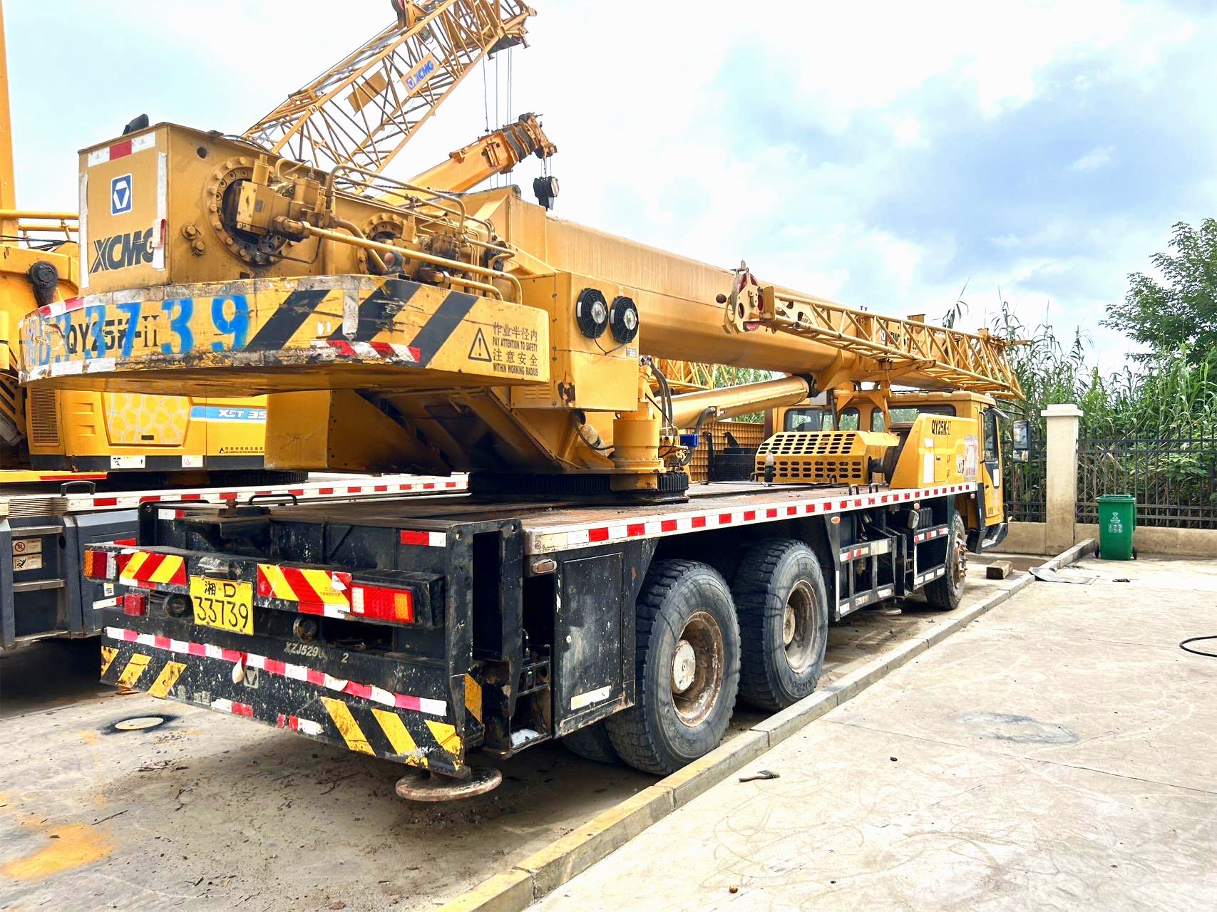 XCMG Official 25 Ton Used Truck Cranes QY25K II Price For Sale MACHMALL