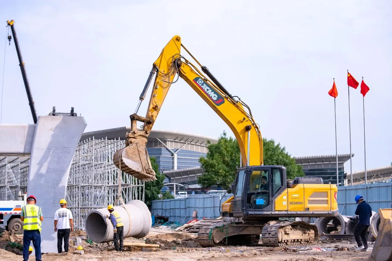 Nation’s First Zero Carbon Airport! XCMG Excavators Power Mega Project Nation’s First Zero Carbon Airport! XCMG Excavators Power Mega Project