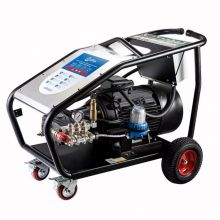 Fuel powered high-pressure washer