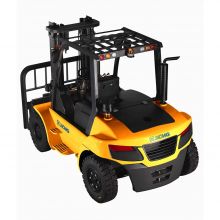 XCMG 8T Diesel Forklift FD80T for Sale