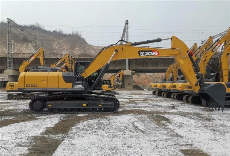 XCMG Factory 33 ton Hydraulic Crawler Excavator XE335DK For sale, MACHMALL