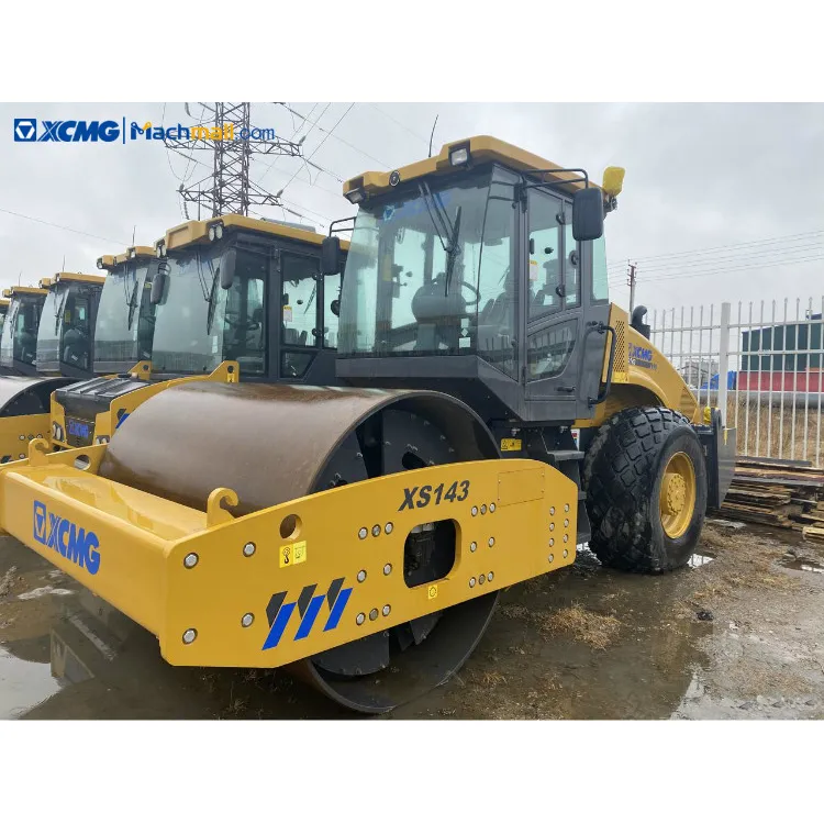 14 ton XCMG vibratory road roller XS143 for sale