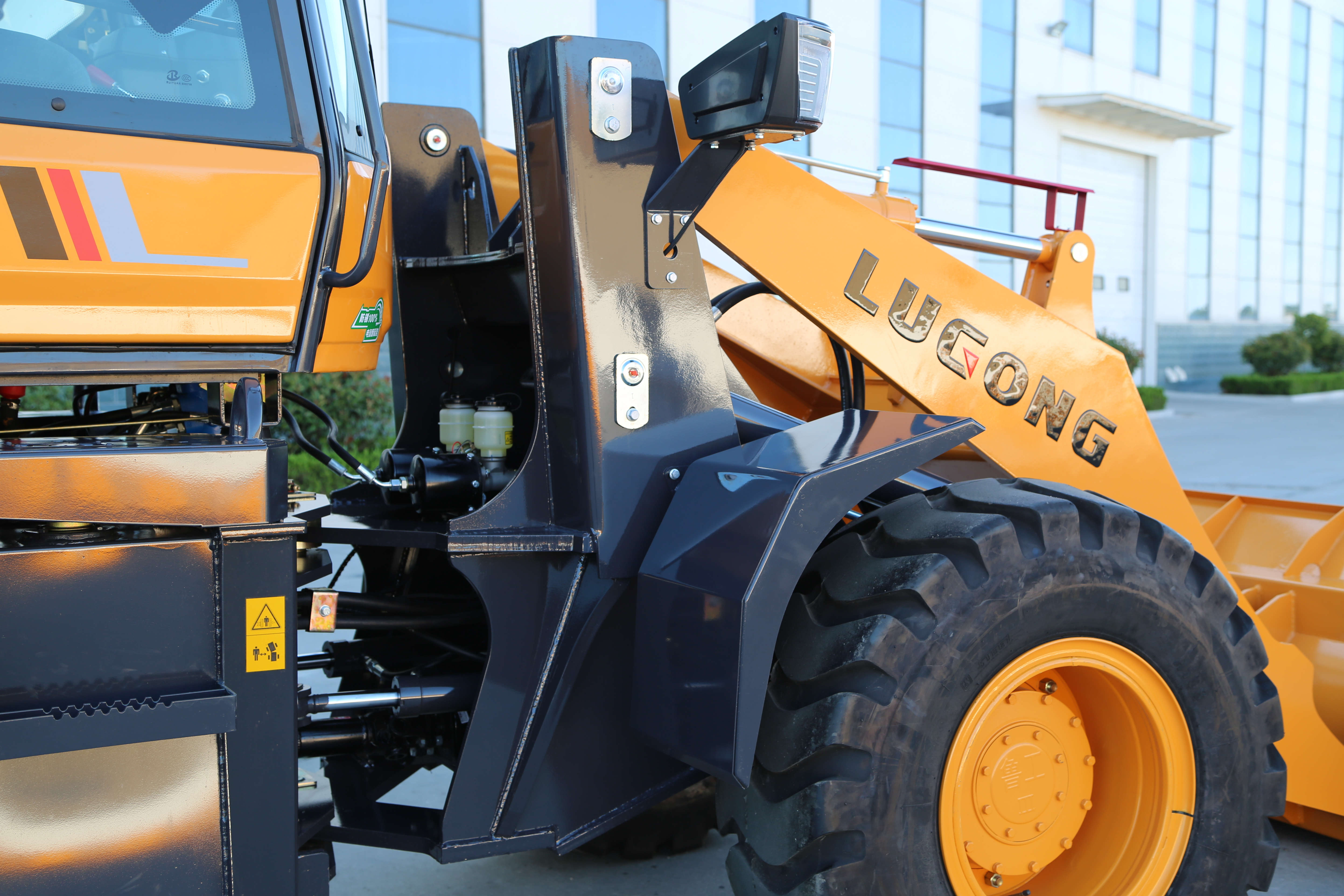 LUGONG LG938 Compact Wheel Loader Front Loader China loader big hub ...