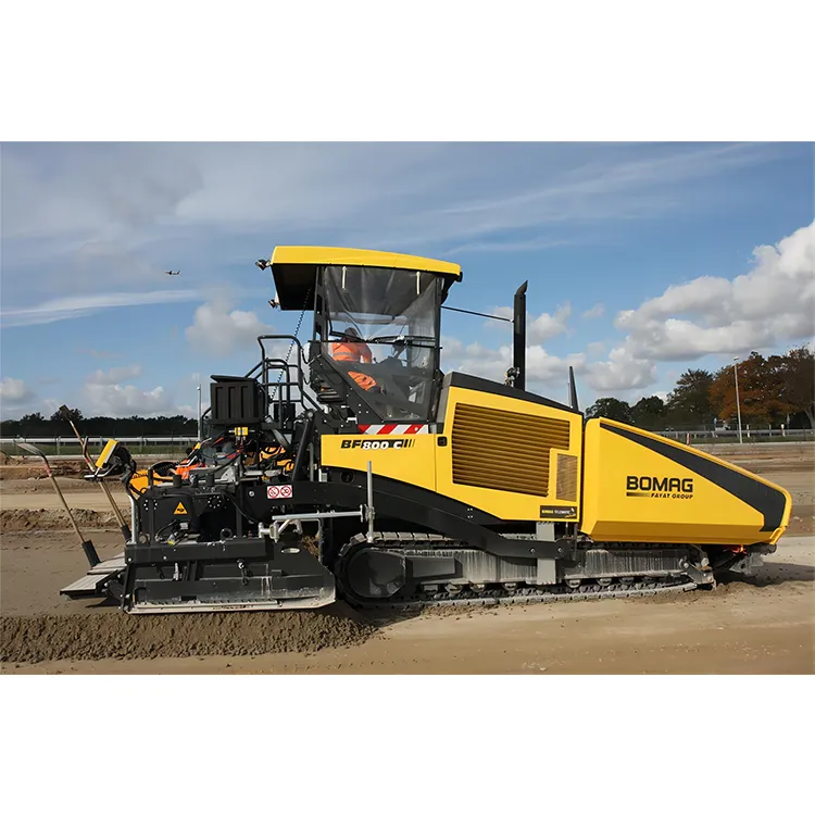 BOMAG BF800C  Asphalt Paver Machine Used Asphalt Paver