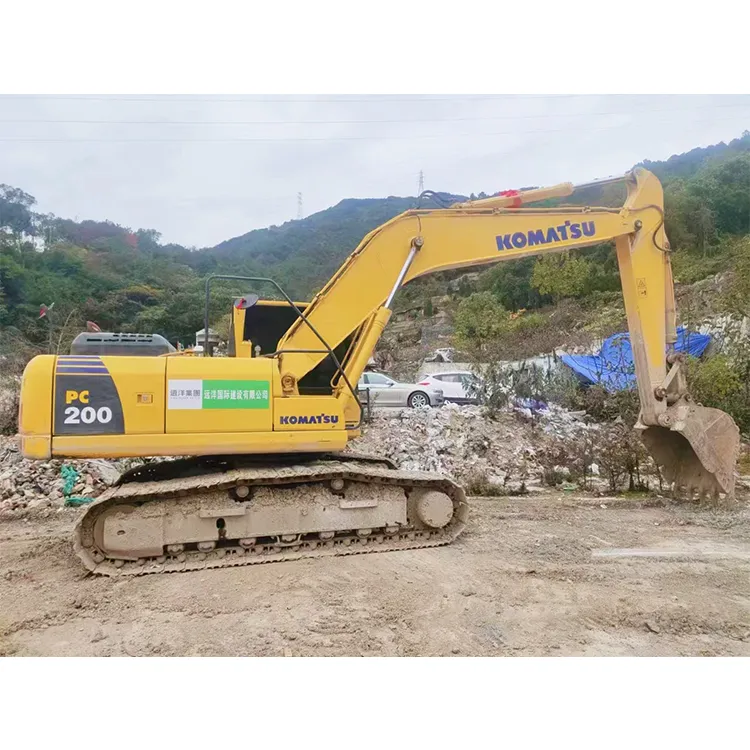 Komatsu Used Crawler Excavator PC200-8mo with High Quality