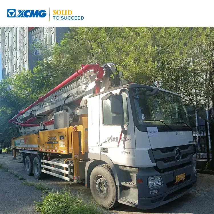 XCMG Manufacturer Second-hand Used Concrete Pump Truck HB50V Truck Concrete Pump Price