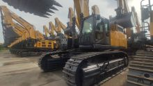 XCMG Used 70 ton Hydraulic Large Excavator XE700D Price