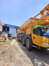 XCMG official used truck crane telescopic180 ton XCA180L8  all terrain crane