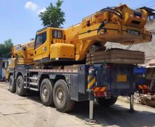 XCMG official used truck crane telescopic180 ton XCA180L8  all terrain crane