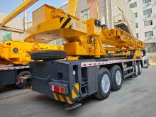 XCMG Official Secondhand Hydraulic Lifting crane telescopic boom truck crane QY50KA for Sale