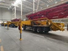 XCMG Official Second Hand HB48K Concrete Pumping Trucks Used Truck Mounted Concrete Pump