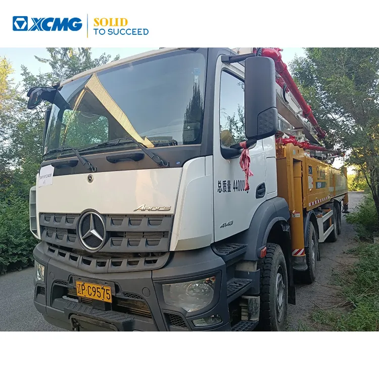 XCMG Factory Used Concrete Pump Truck 58 Meters Hydraulic Concrete Pump HB58V Price