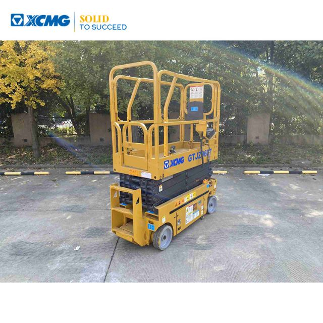 XCMG Secondhand Mobile Scissor Lift GTJZ0607 Aerial Platform Factory Price