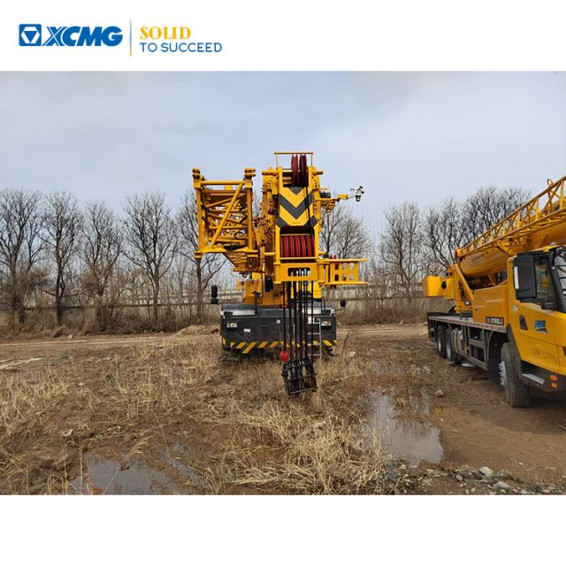 XCMG Factory Secondhand Straight Boom Rough Terrain Crane XCR70 Price