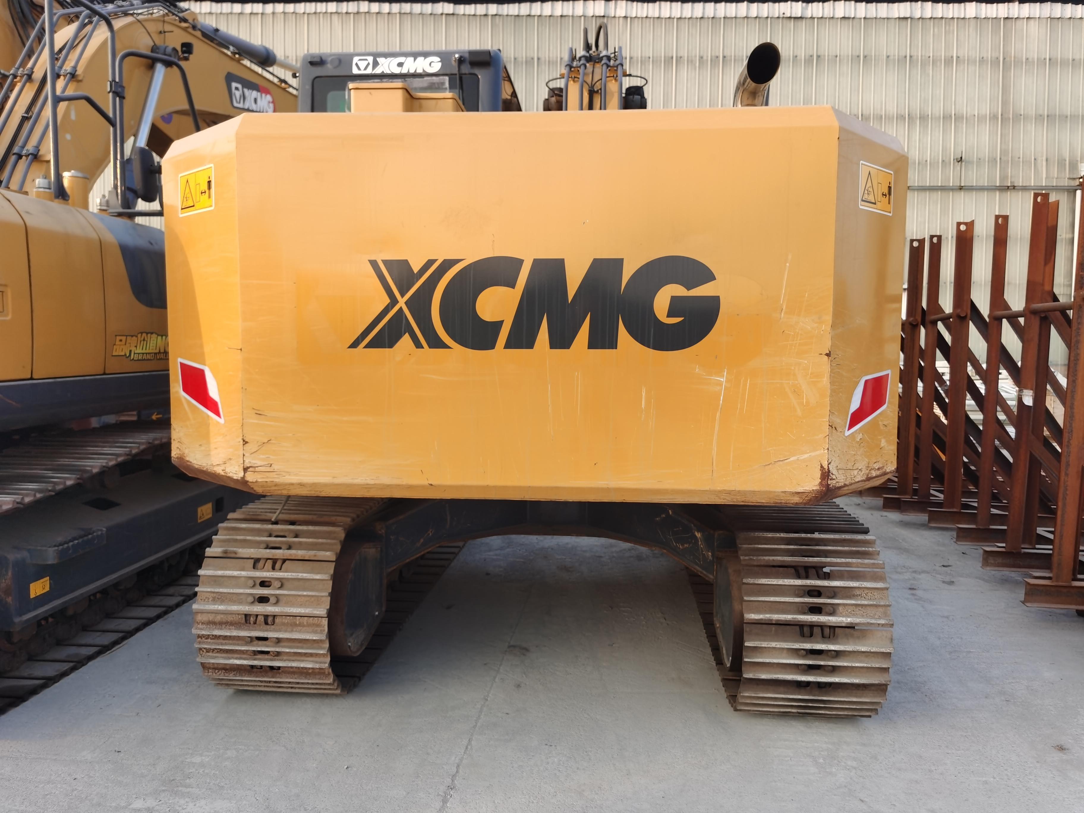 XCMG XE135GA crawler excavator