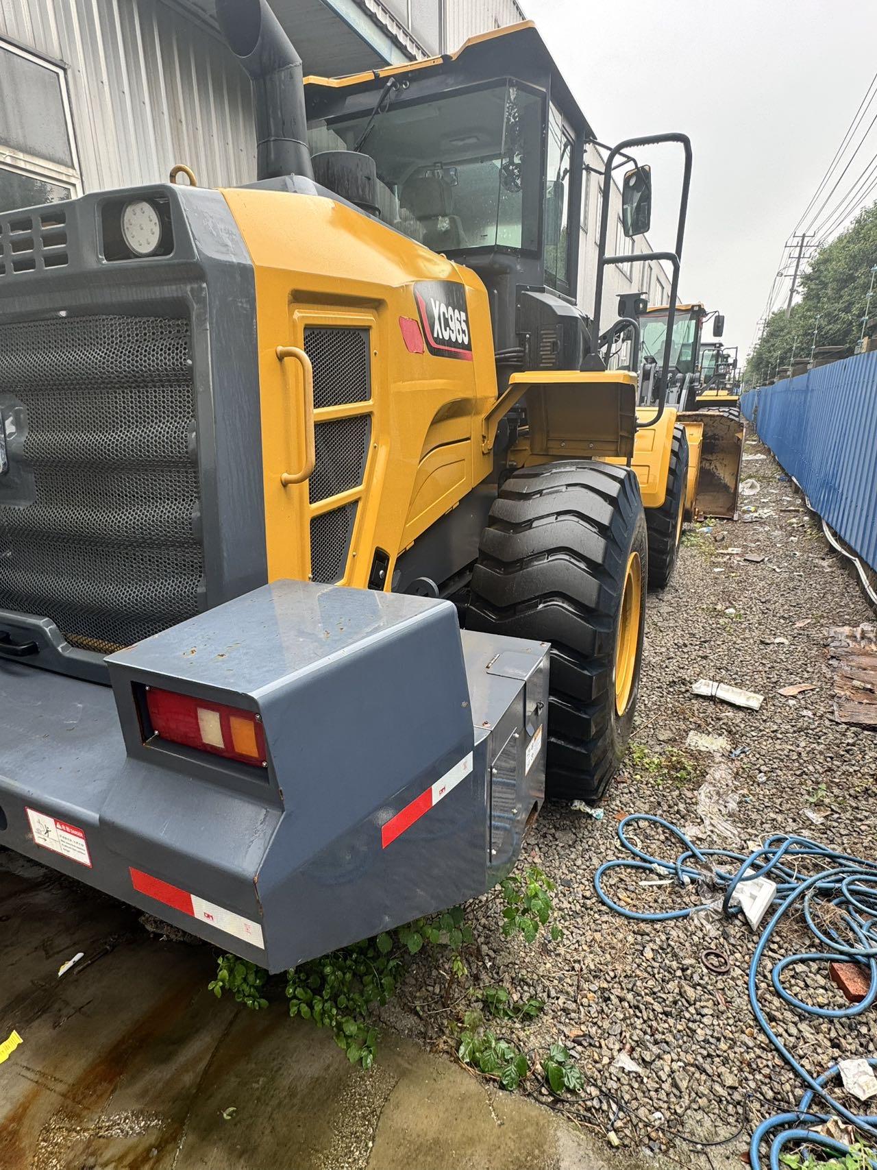 XCMG XC965 wheel loader